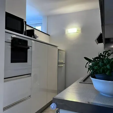 Carugio Flexyrent A.c. Wifi Apartman Rapallo
